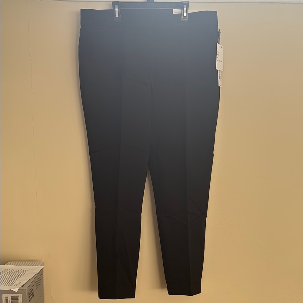 NWT - emma ankle length mid rise Black Pants